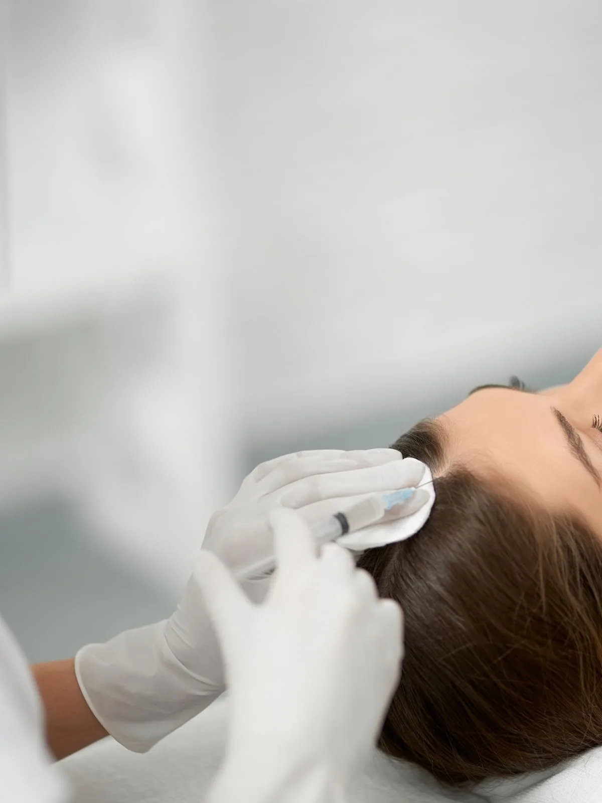 Mesoterapia Capilar: Tratamento Completo com PRP e Vitaminas em 2026